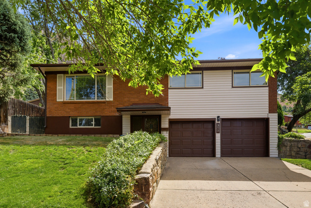 392  Robins Ave
                     MLS #2161681