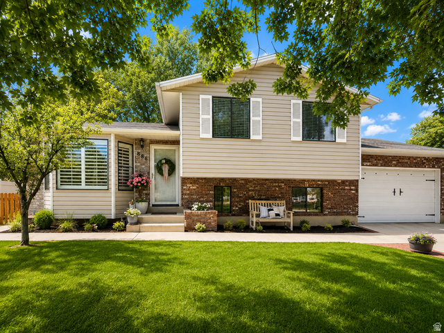 636 S 1850 W
                     MLS #2161740