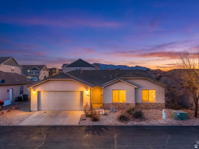 1269 E Pine Valley St
                     MLS #2161749