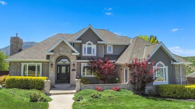 Main photo for 209 W High Sierra Dr