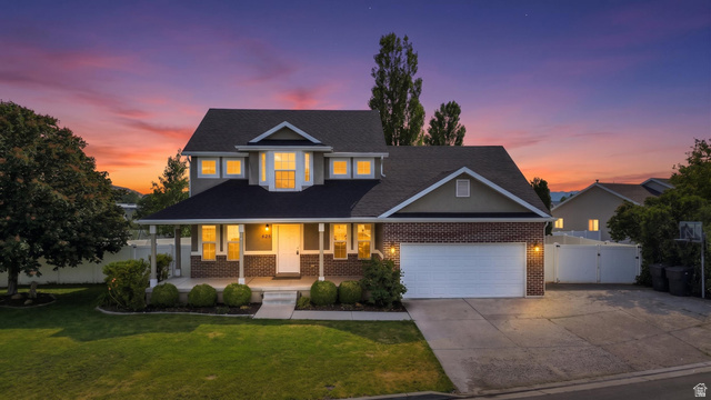 Main photo for 625 W Saddlebrook Dr