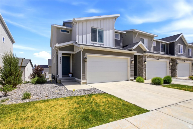 8552 W Bowie Dr
                     MLS #2161807