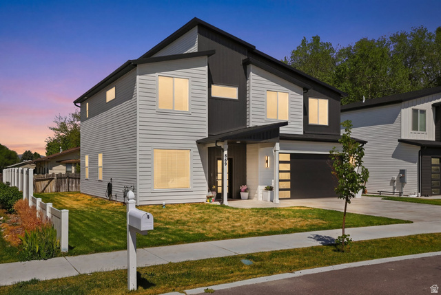 869  Three Point Ave
                     MLS #2161846
