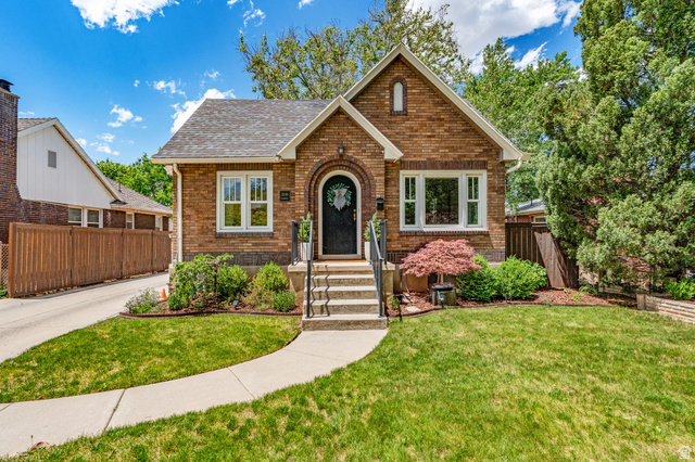 2540 S Chadwick St
                     MLS #2161863