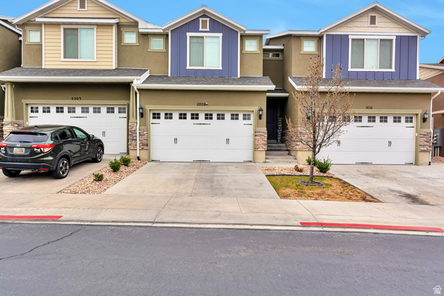 5209 W Courtly Ln
                     MLS #2161883
