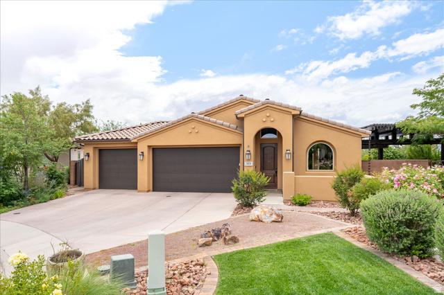 313 W Peridot Dr
                     MLS #2161905