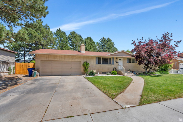 1033 E 120 S
                     MLS #2161930