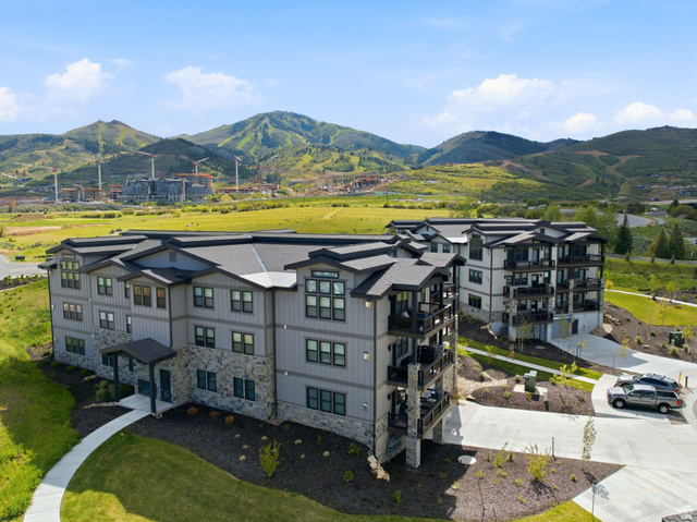 1169 W Helling Cir #304
                     MLS #2161945