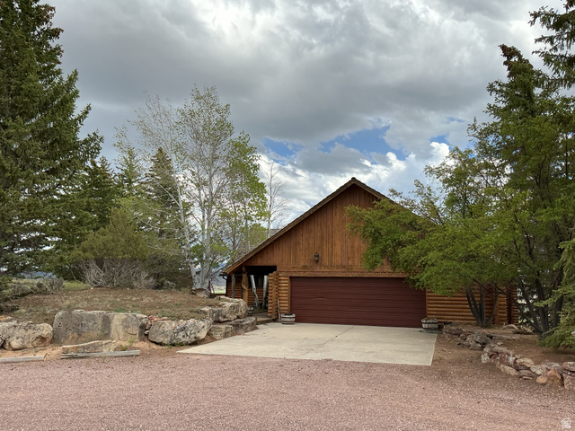 Main photo for 550 E Stateline Rd