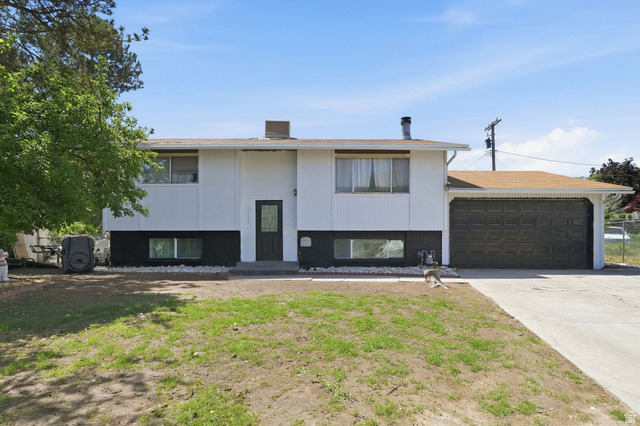 4468 S Red Blossom Cir
                     MLS #2161992