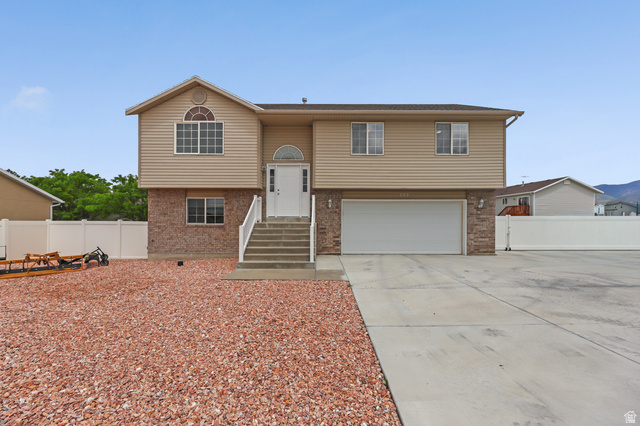702 W Mckellar St
                     MLS #2162065