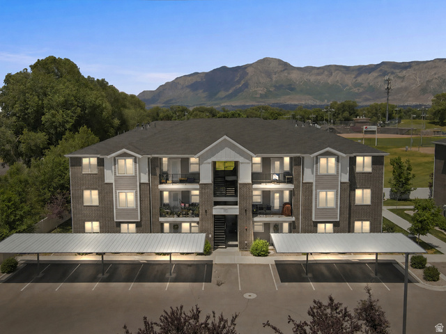 130  7th St #c204
                     MLS #2162081