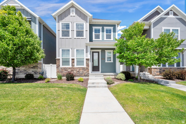 3480 W Waterbury Dr
                     MLS #2162104