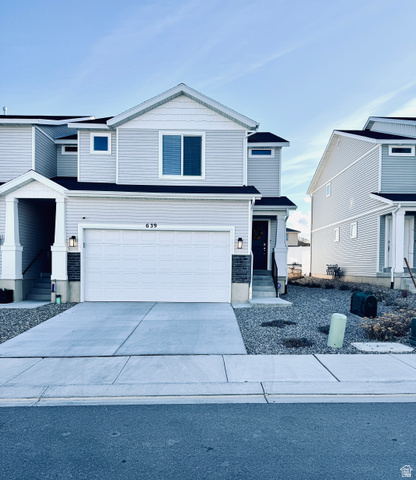 Main photo for 639 W Parker Pl