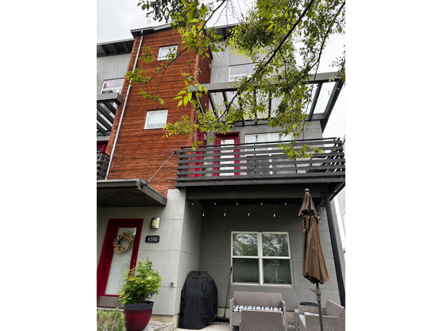 4586 W Vermillion Dr
                     MLS #2162201