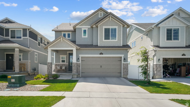 142 S Copper Canyon Ln
                     MLS #2162234