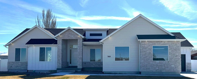 343 E Dutton Cour #111
                     MLS #2162298