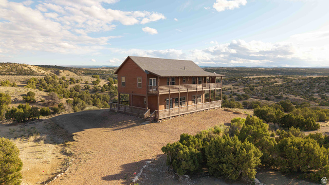 19215  Coyote Canyon Loop
                     MLS #2162319