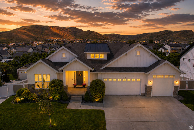 6829 W Smoky Oaks Ln
                     MLS #2162321