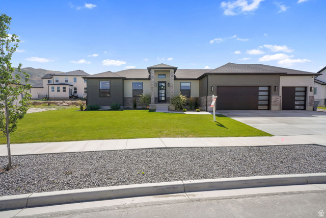 2049 S Roan Ave
                     MLS #2162404
