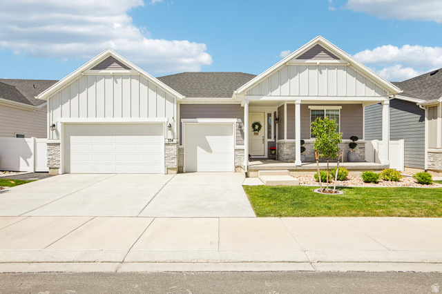 334 E Empire Spring Dr
                     MLS #2162445