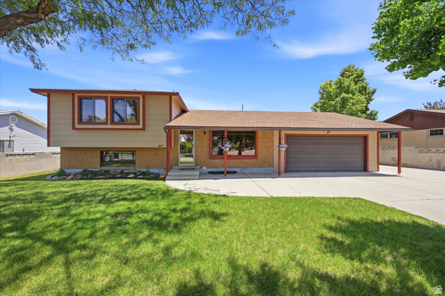 4217 S King Arthur Dr
                     MLS #2162507