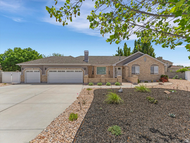 1583 W Heather Downs Cir
                     MLS #2162532
