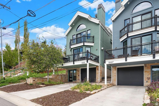 1003  Empire Ave
                     MLS #2162537