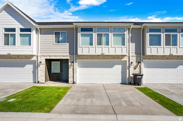 Main photo for 576 N Blue Lake St #26