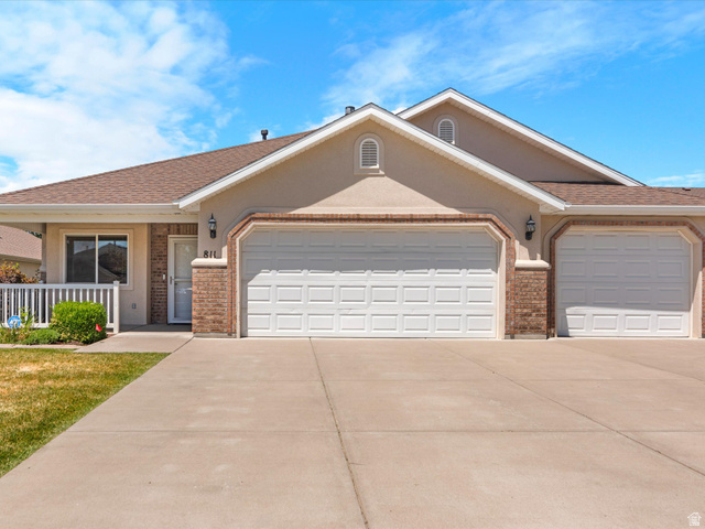 811 E 200 S
                     MLS #2162557