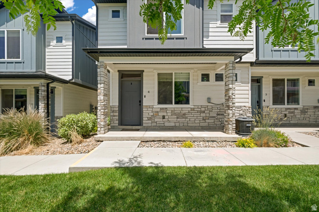 272 E 1725 N ##4
                     MLS #2162563