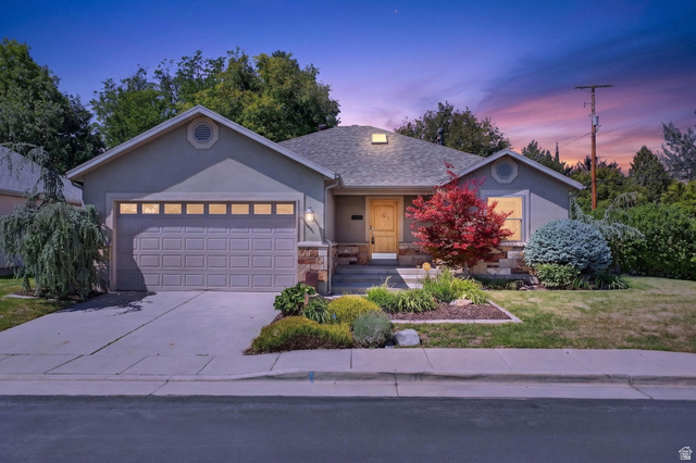 1689 E Kierstin Pl
                     MLS #2162640