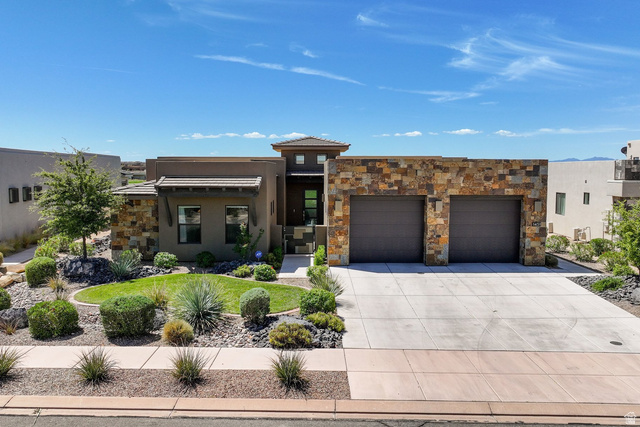 1451 W Shinnecock Dr
                     MLS #2162643