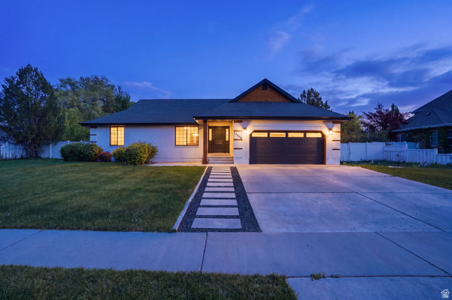 10806 N 5250 W, Highland