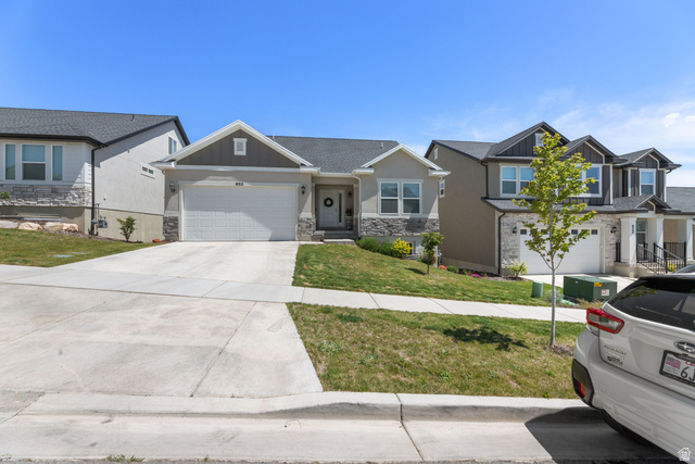 932 N Olson Dr
                     MLS #2162728