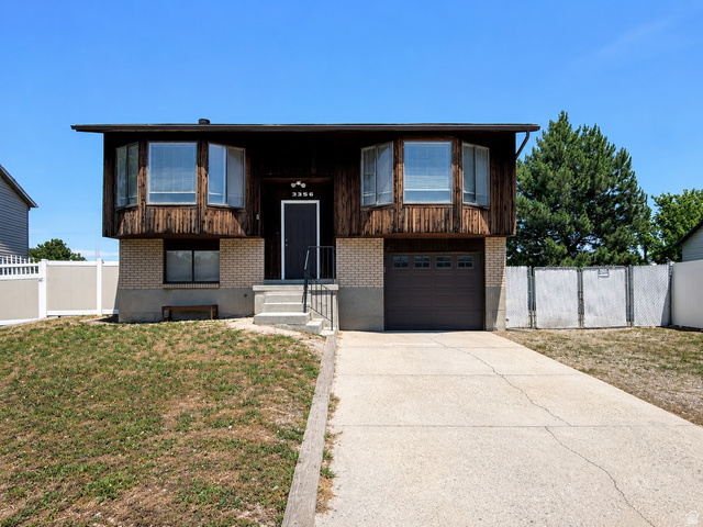 3356 W Crown St
                     MLS #2162750