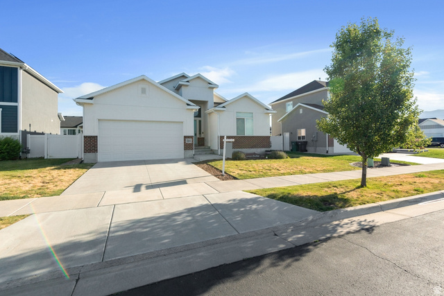 2508 W Sunset Way
                     MLS #2162791