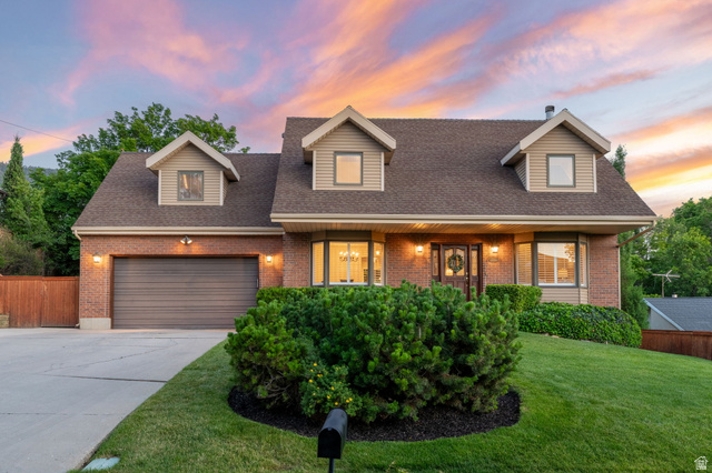 3226 E Hampton Ct
                     MLS #2162870