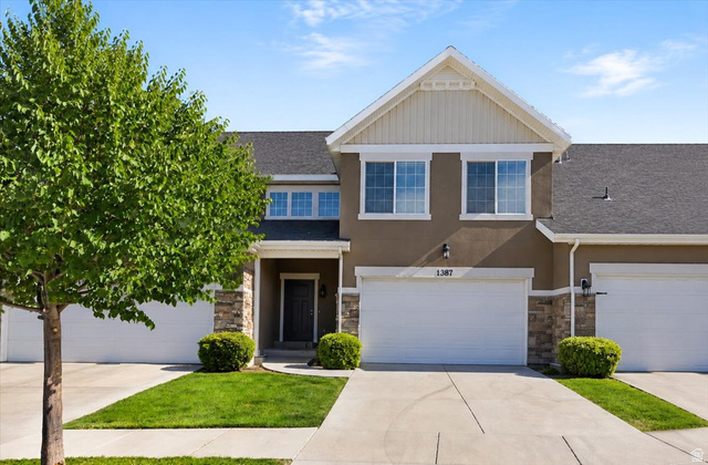 1387 W Plumrose Way
                     MLS #2162893