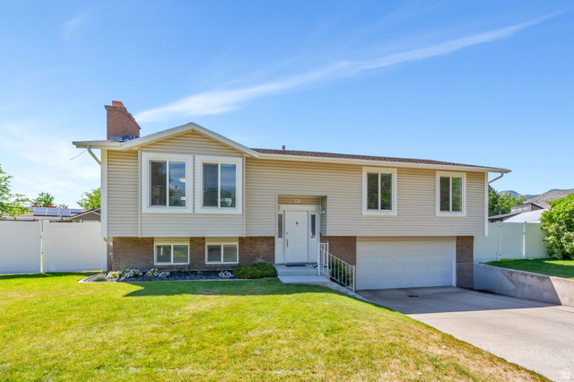 985 N 520 E
                     MLS #2162944