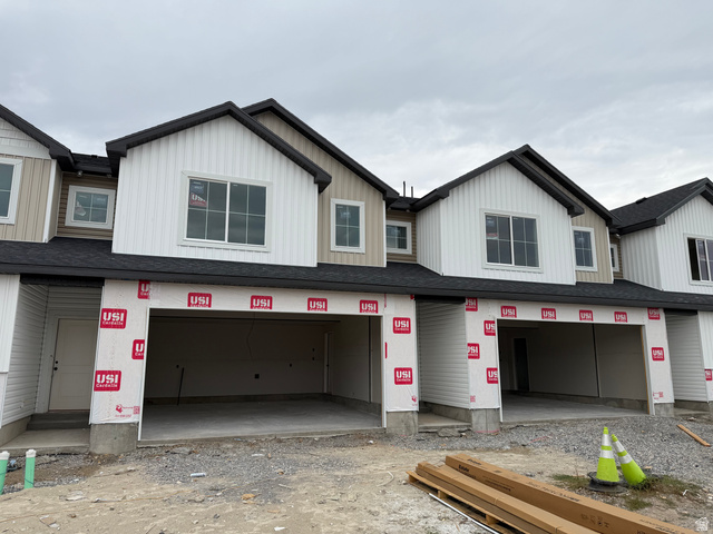 663 N 300 W
                     MLS #2162966