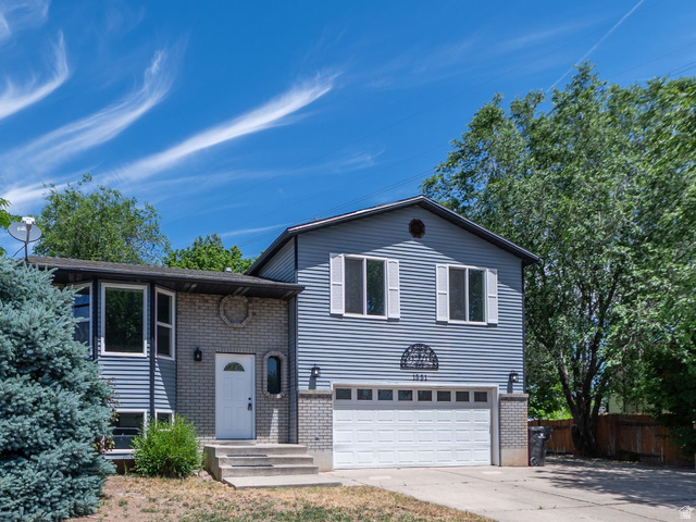 Main photo for 1551 W 265 N