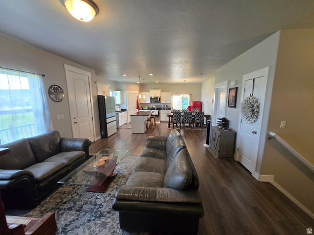 Property in Eagle Mountain - View 15