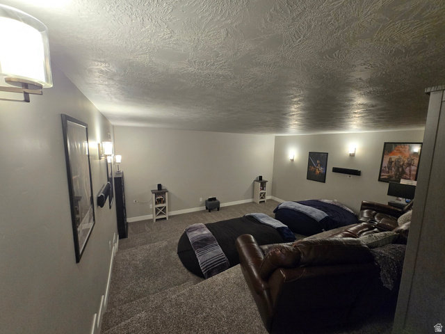 Property in Eagle Mountain - View 19