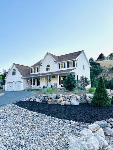 Main photo for 387 N Loafer Rd