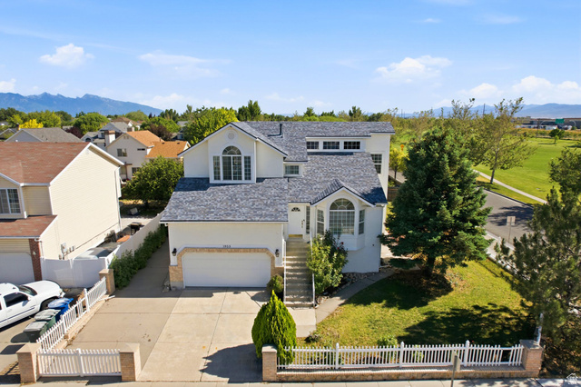 1953 W Lieutenant Rd
                     MLS #2163150