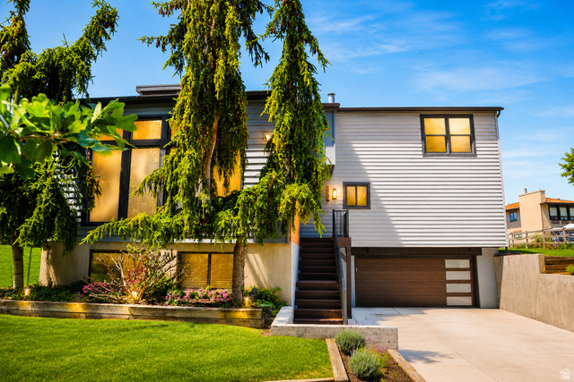 Main photo for 578 S High Bench Rd