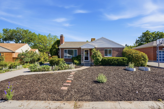 1357 E Brookshire Dr
                     MLS #2163275