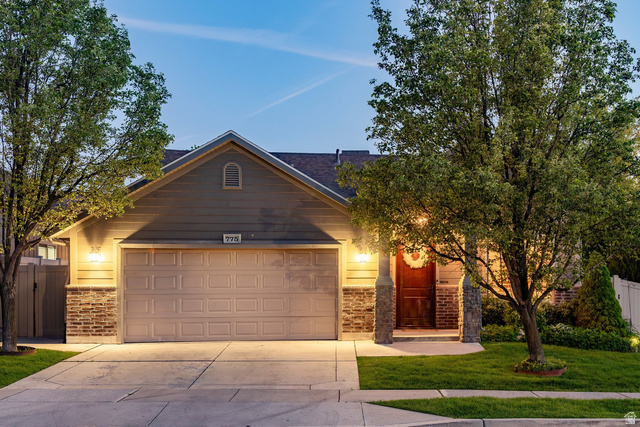 775 W Lazy Oak Way
                     MLS #2163351
