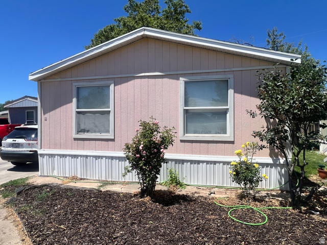 75 W 250 N #11
                     MLS #2163378